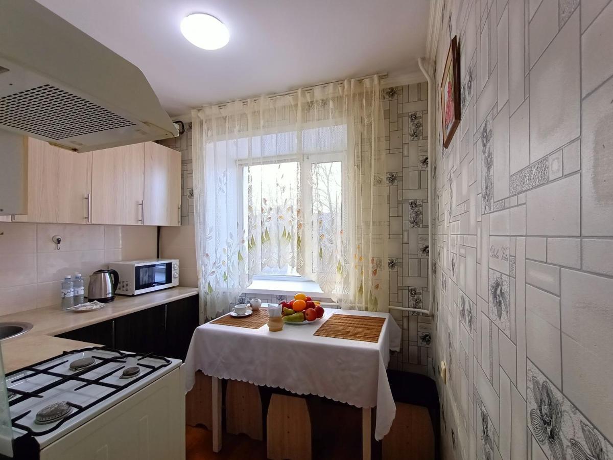 2 kh komnatnye apartamenty na nazarbaeva 65 - Housity