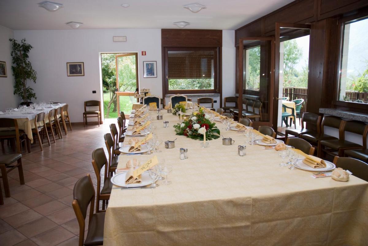 Hotel Ristorante Sassi Rossi - Housity