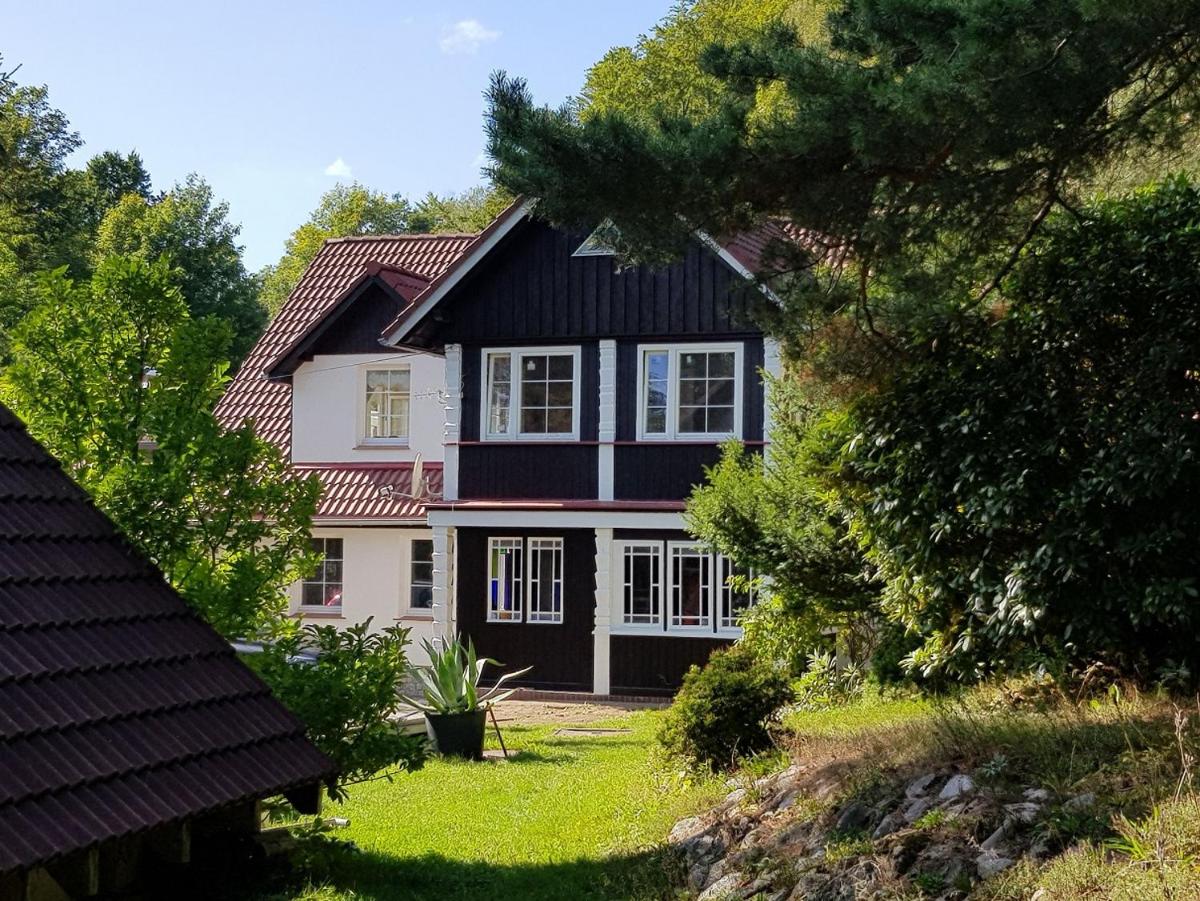 Dom z duszą - Przesieka - Apartament duży dla 4 osób - Housity