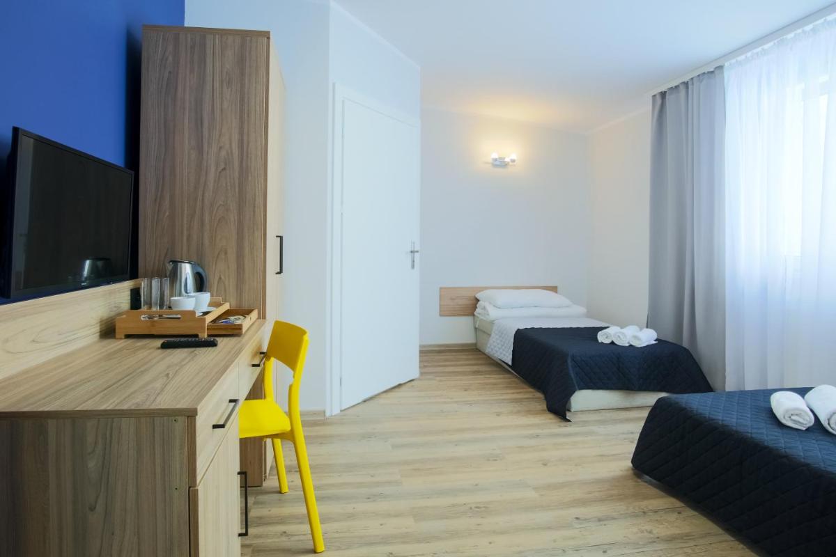 Centrum Sportu i Rekreacji - Housity