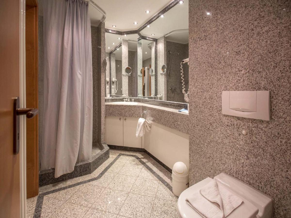 Dünenpark Binz - Klassik Ferienwohnung mit 1 Schlafzimmer und Terrasse im Erdgeschoss 100 - Housity