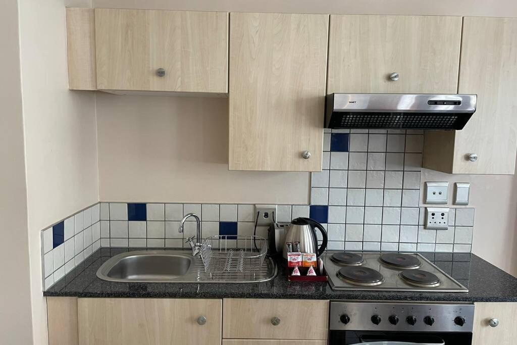 Cool & Easy Flat in the heart of Marshalltown - Housity