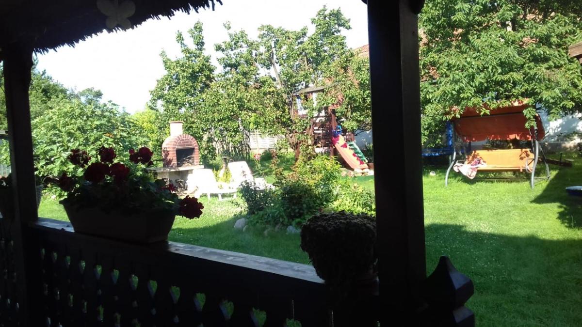Grandpas' House (Casa Bunicilor) - Housity