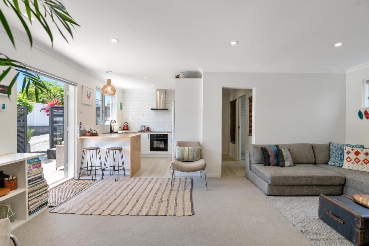 Magic at The Mount - Mt Maunganui Downstairs Unit - Housity