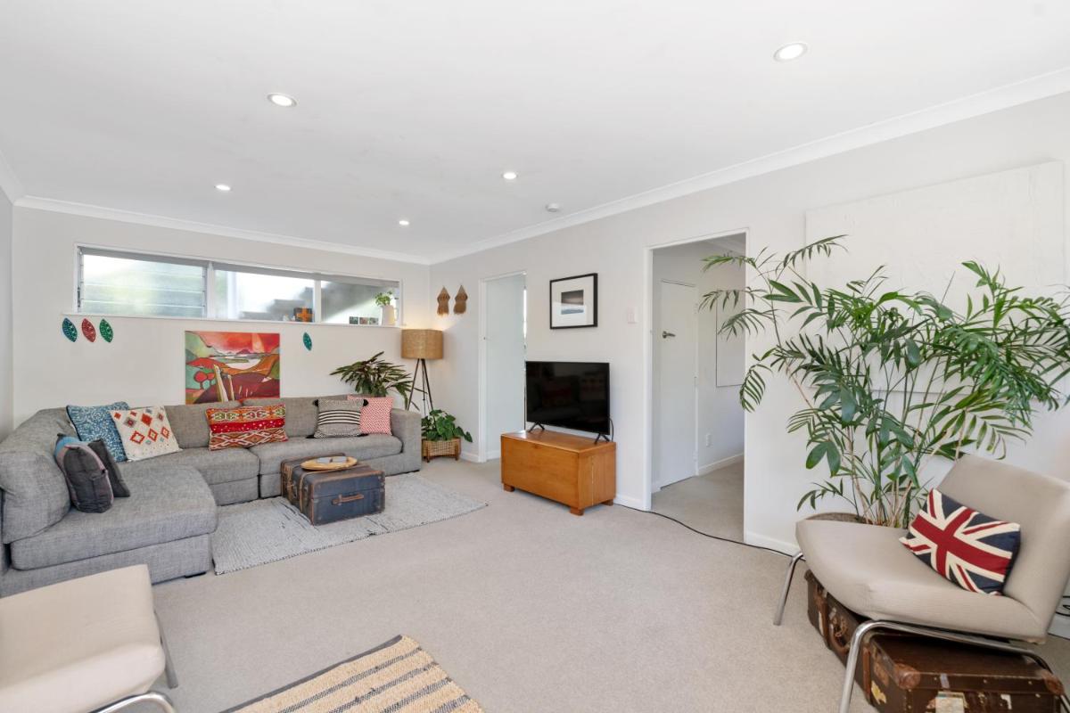 Magic at The Mount - Mt Maunganui Downstairs Unit - Housity