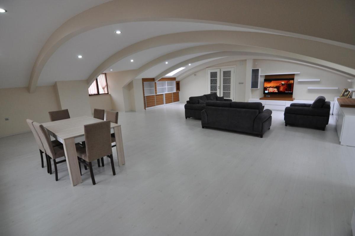 Dekar Apartments - Housity