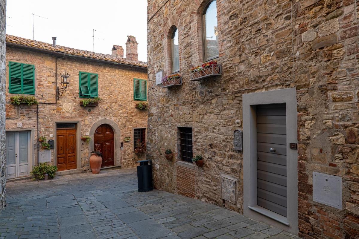 old medieval apartment - Housity