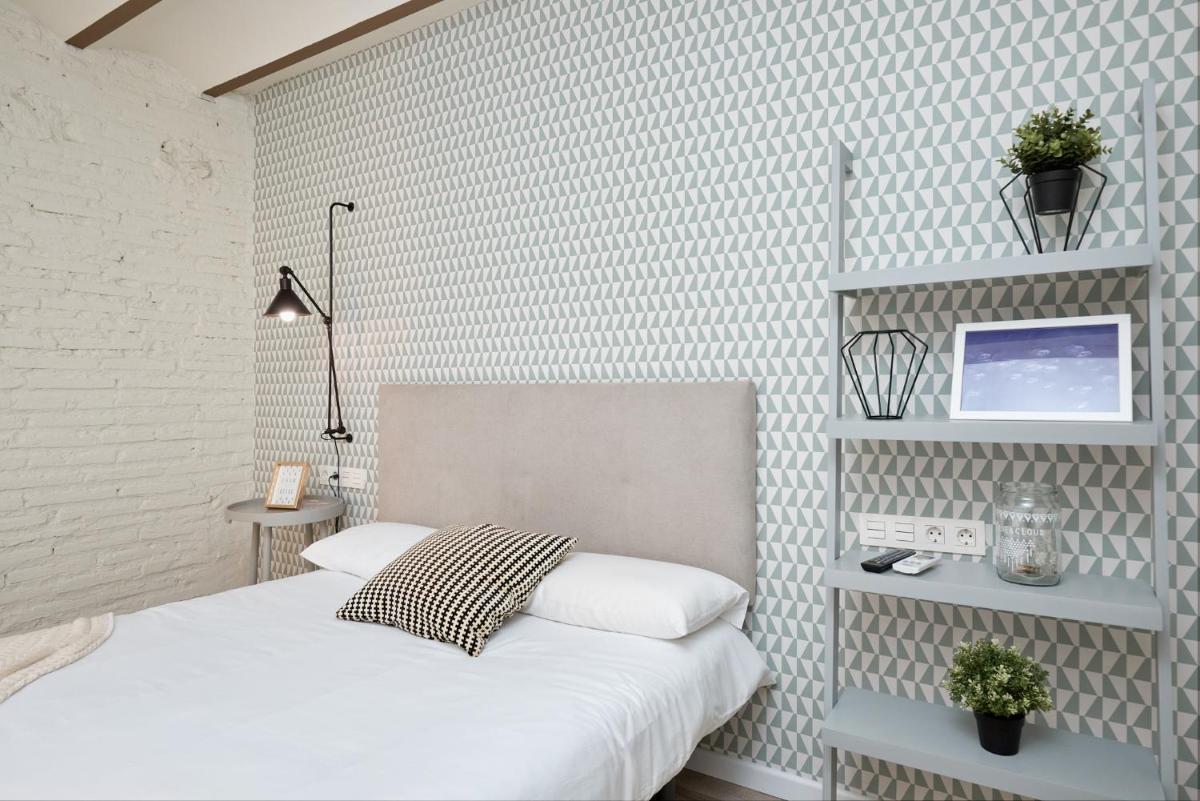 Vestal Suites Classic - Housity
