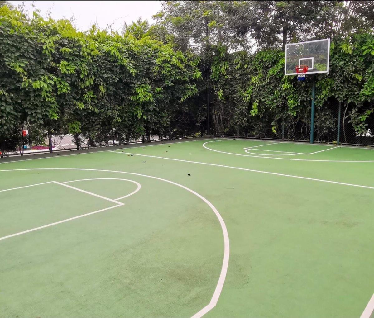 Villa Vimala Hills with Beautiful Garden - Housity