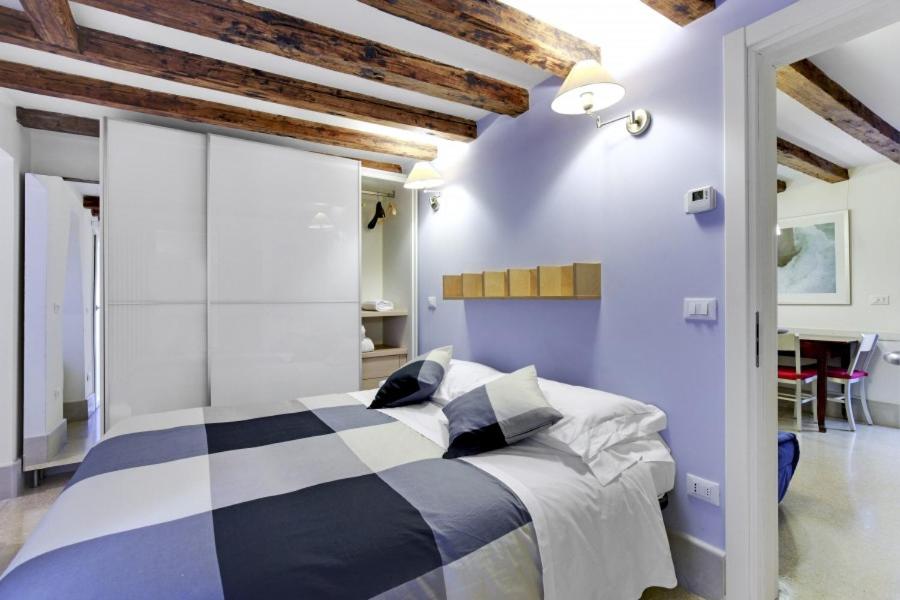 Suitetrails - Cozy Apartment up to 4 in Biennale Giardini by Bricola Apartments