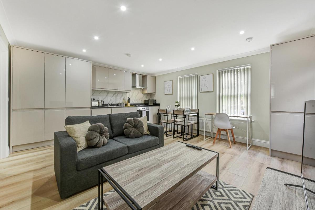 Deanway Serviced Apartments Chalfont St Giles By 360Stays - Housity