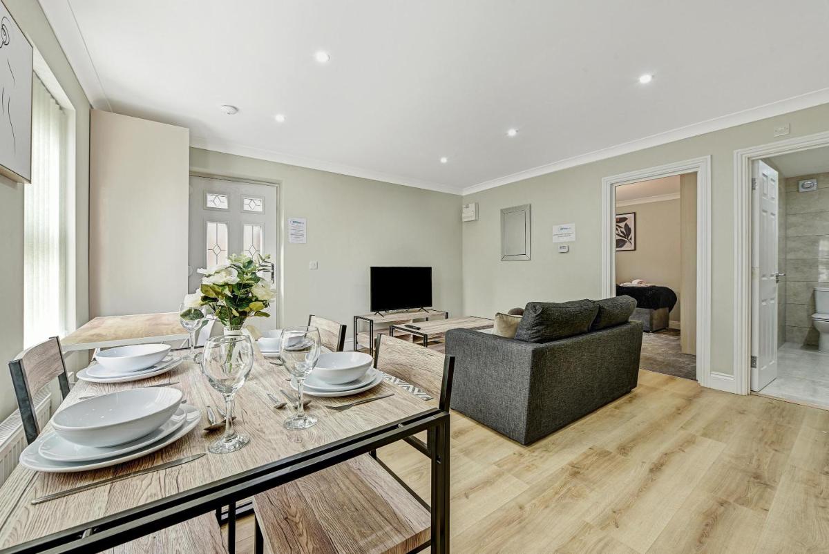 Deanway Serviced Apartments Chalfont St Giles By 360Stays - Housity