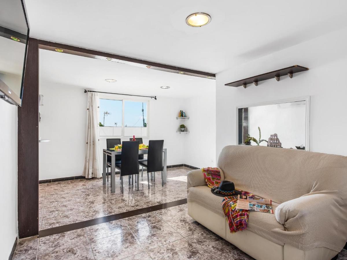 93 LOVELY Accommodation FAÑABE LA GRACIOSA - Housity