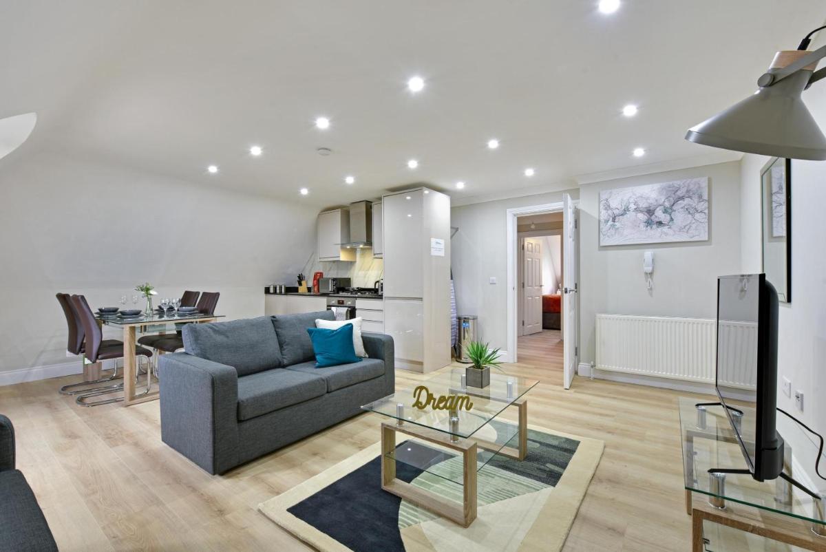 Deanway Serviced Apartments Chalfont St Giles By 360Stays - Housity