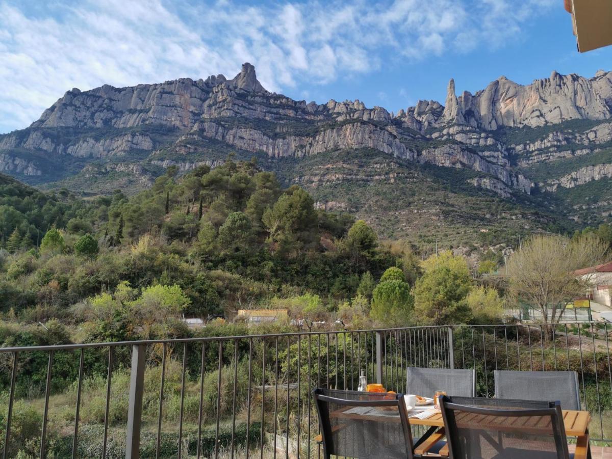 Apartaments Agulles de Montserrat - Housity