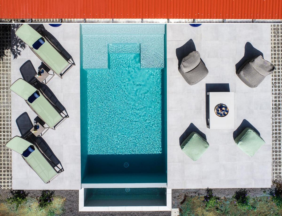 Villa 5* avec piscine et vue mer exceptionnelle - Housity