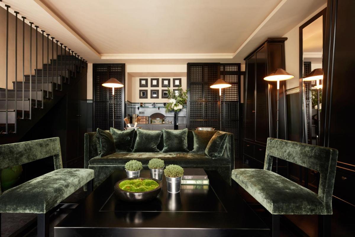 Coin salon dans l'établissement Monsieur George Hotel & Spa - Champs-Elysées