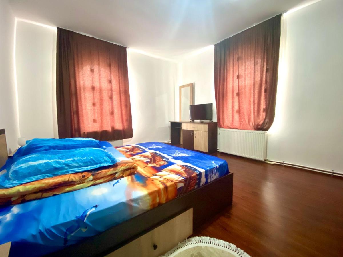 Casa Sevastian - Housity