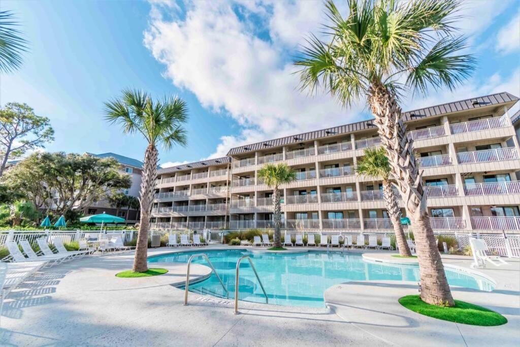 Suitetrails - Direct Oceanfront Villa - Heated Pool & Breathtaking Ocean View
