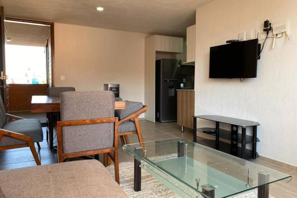 Departamento nuevo cerca del CUAAD y Zoológico. - Housity