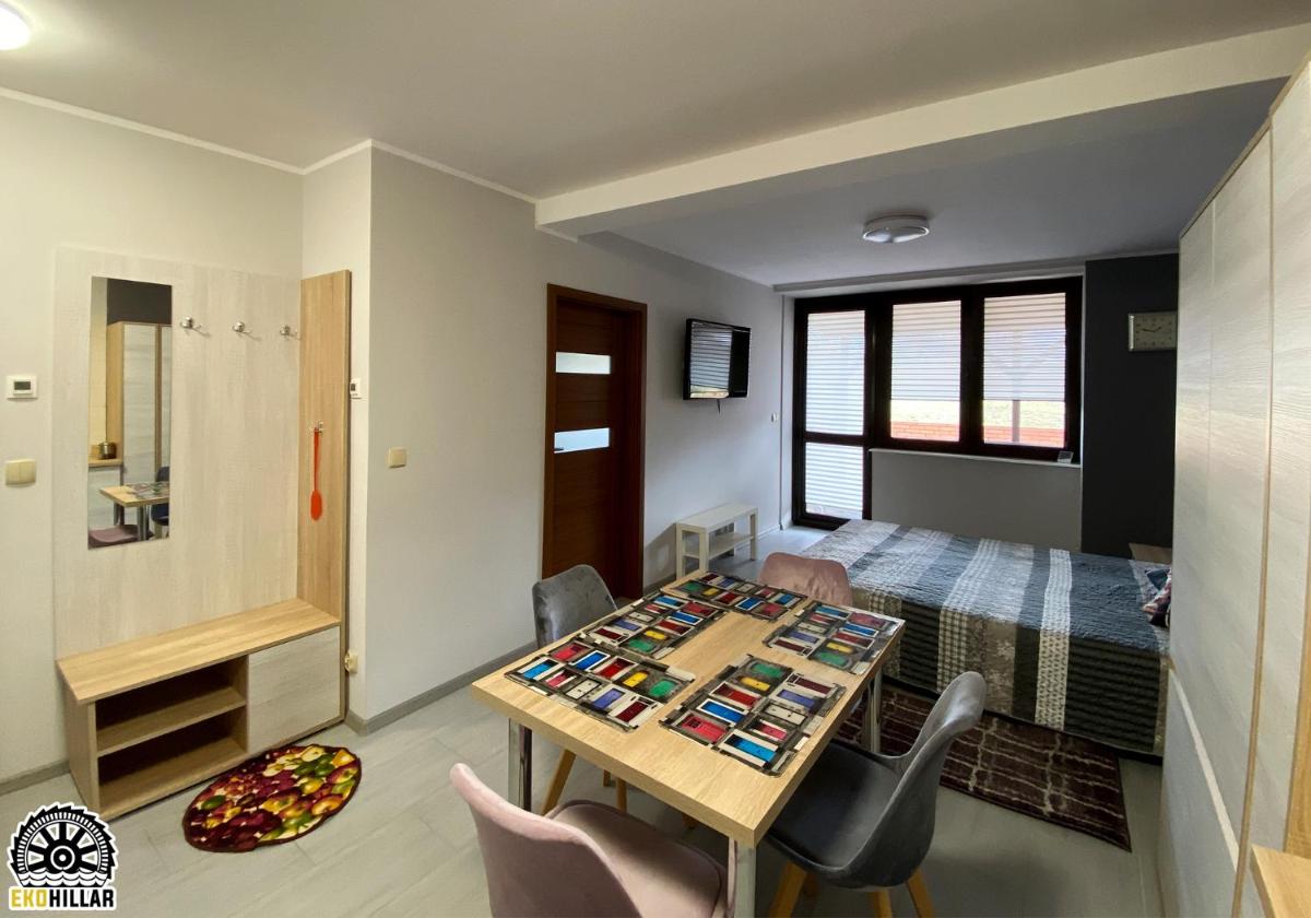 Mlyn Wodny EKO Hillar - Housity