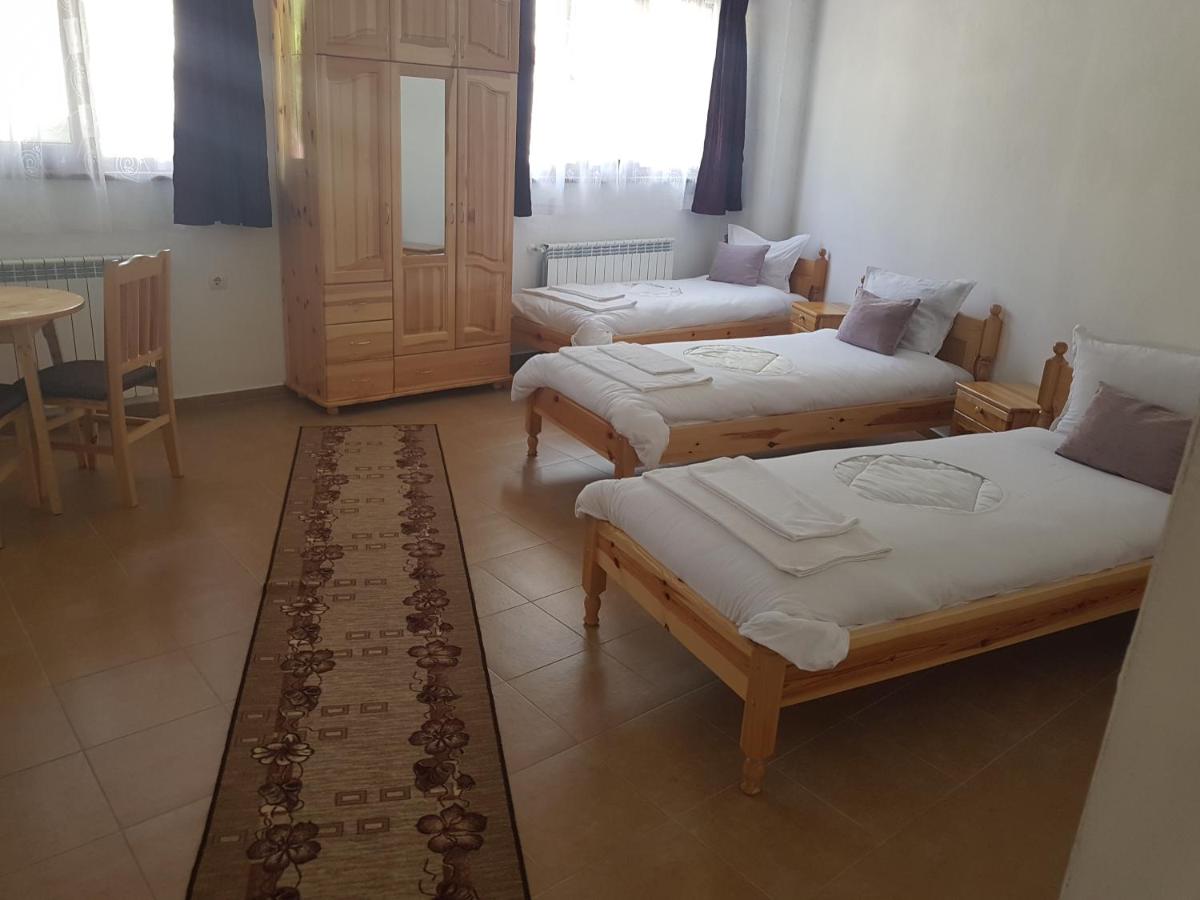 Къща за гости Камината - Housity