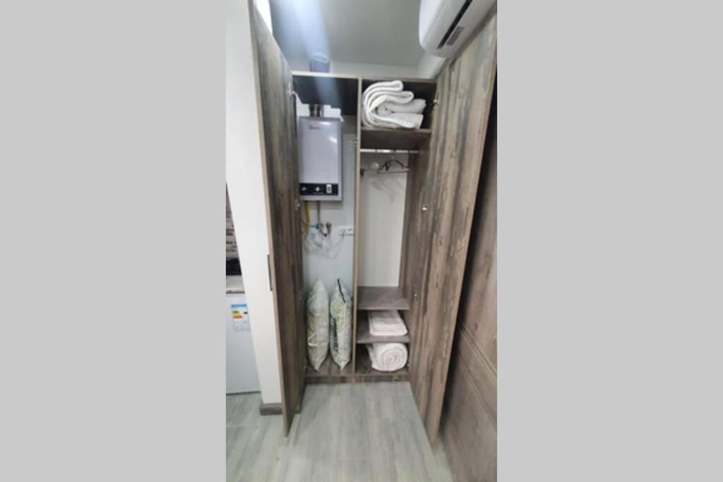Yerevan Studio - Housity