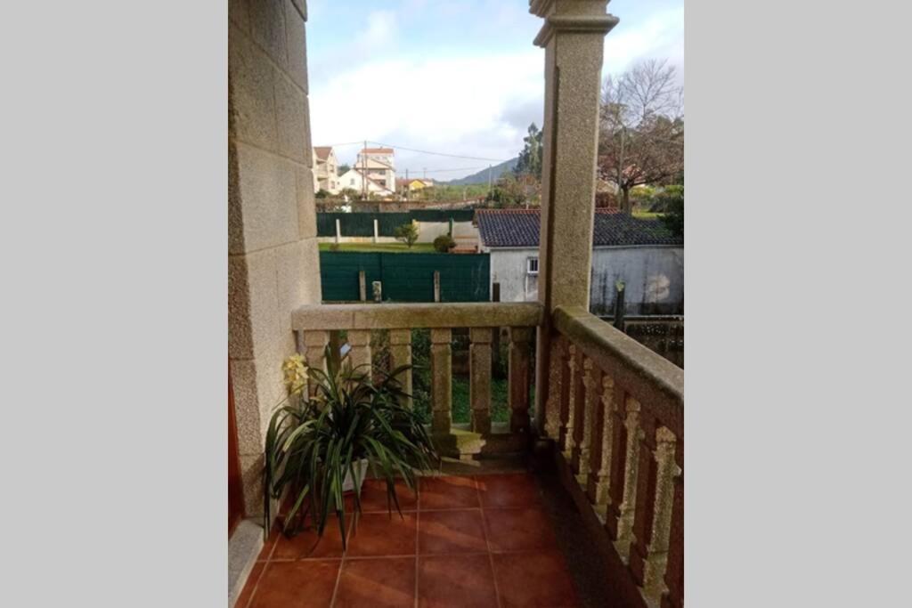 La casa de Aldán entre el mar y el bosque - Housity