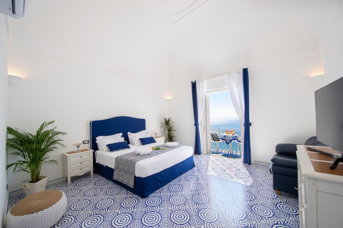 Le Ali sul Mare,near elevator, few steps,parking - Housity