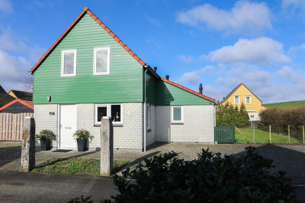 Vakantiewoning 114 in villapark de oesterbaai - Housity