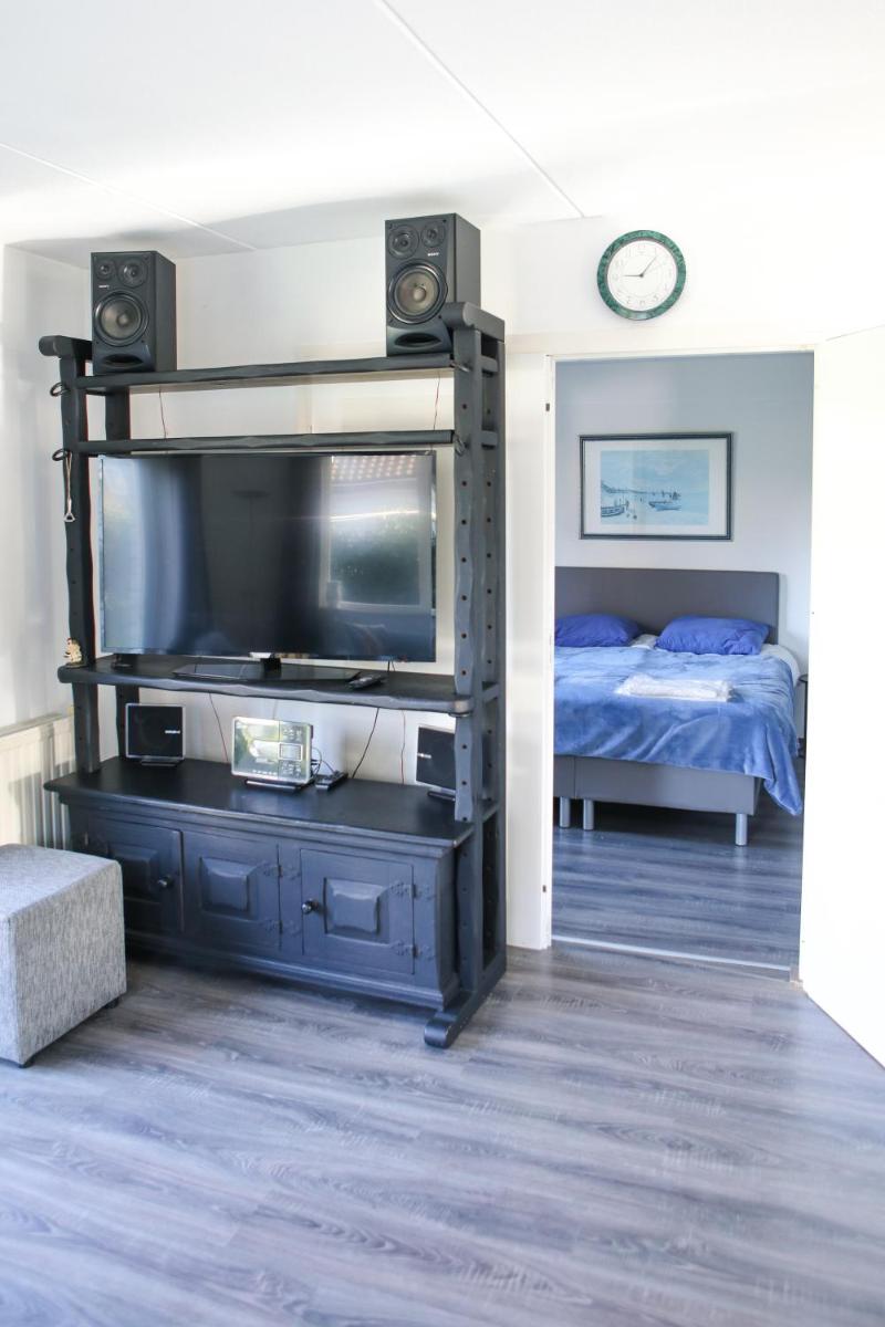 Vakantiewoning 114 in villapark de oesterbaai - Housity