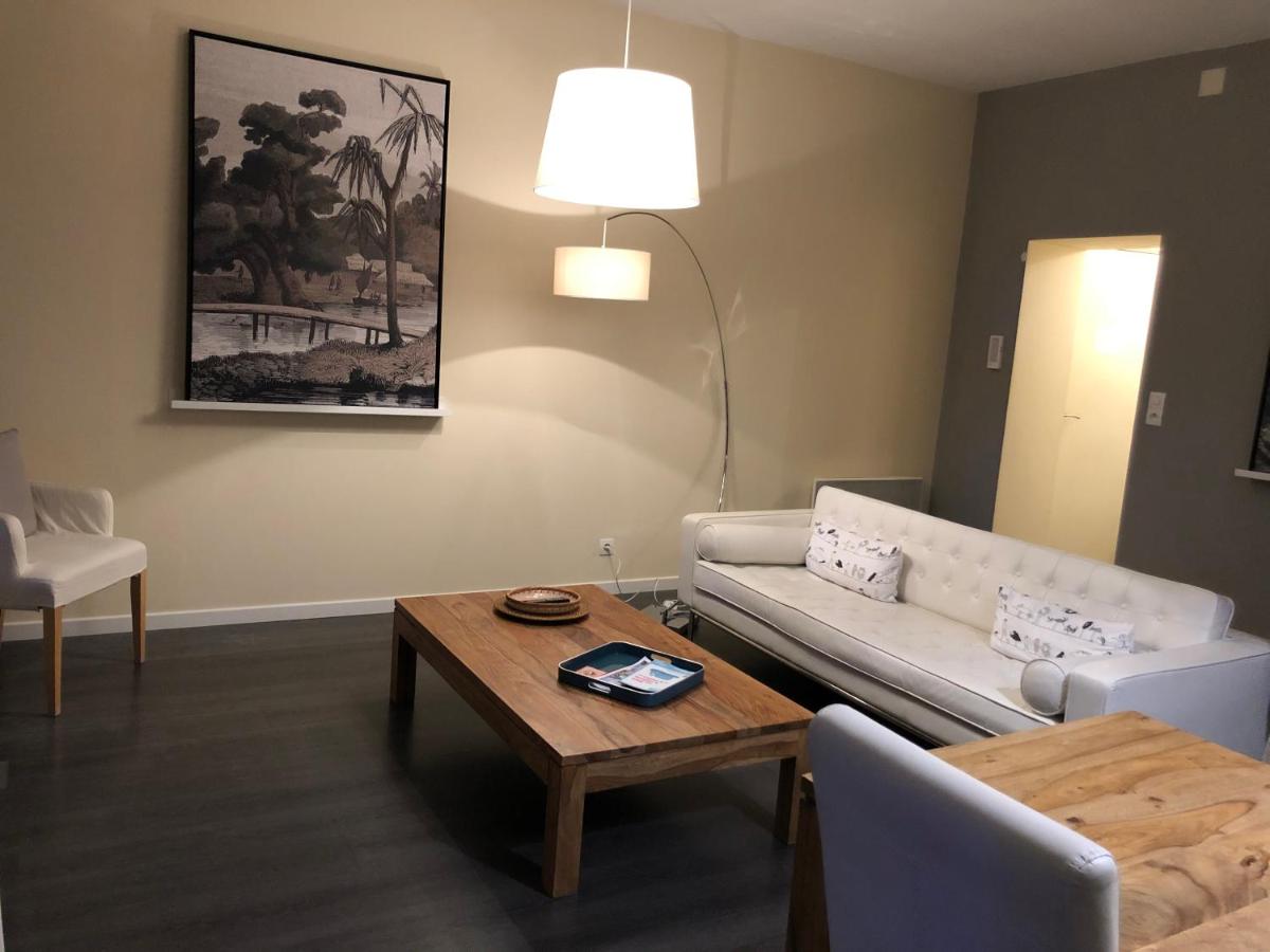 Meublé d'affaires place Dupleix - Housity