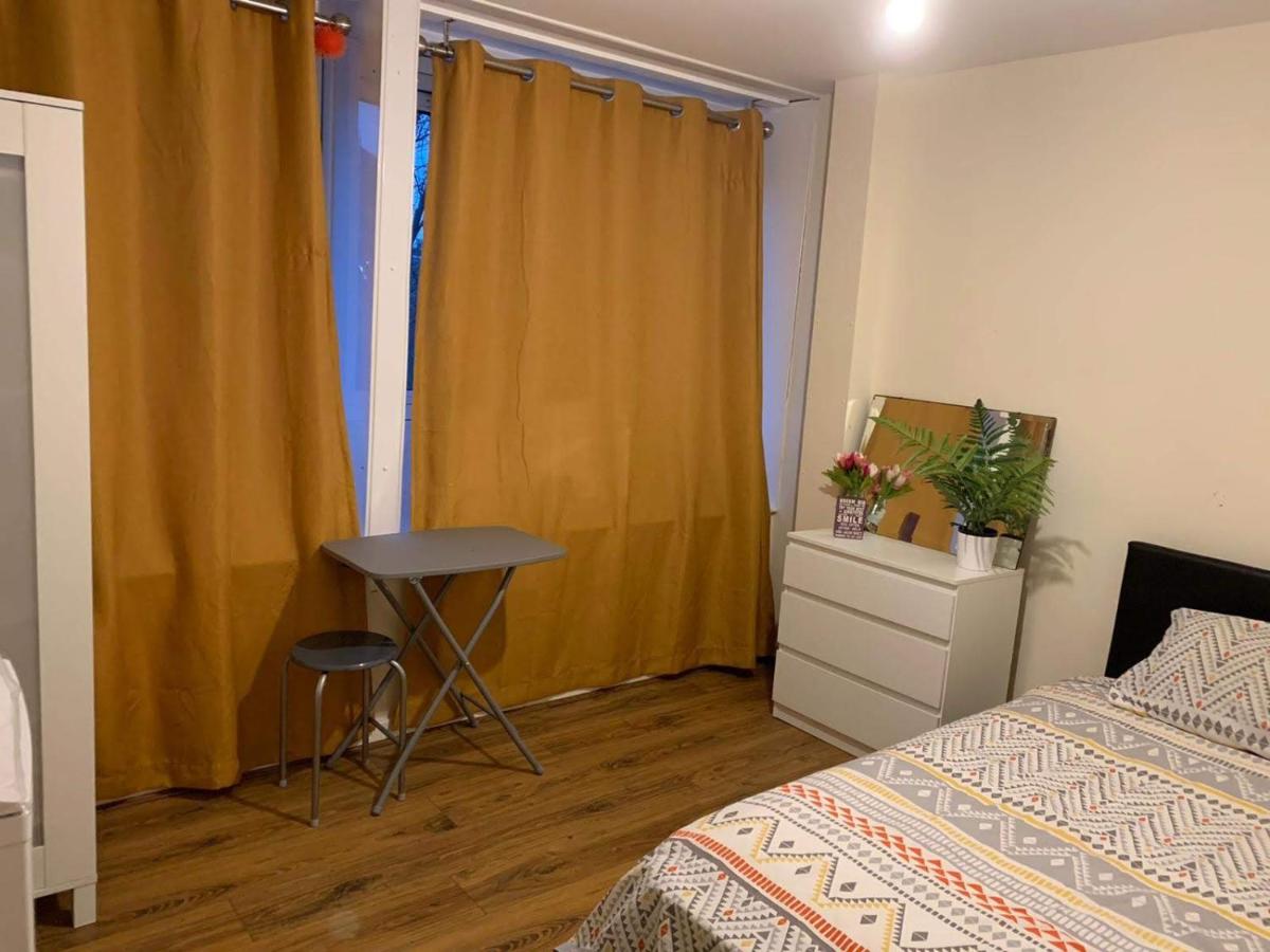 Self Contained Accommodation - Housity