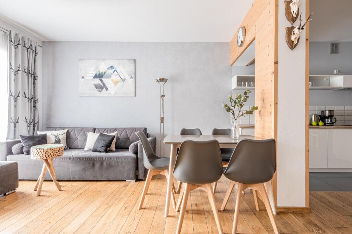 Apartamenty pod Orłem blisko Skoczni - Housity