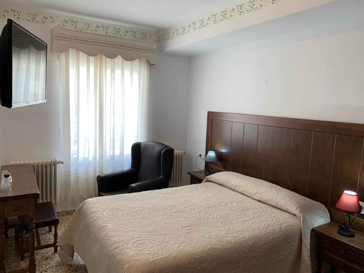 Hotel Herranz - Housity