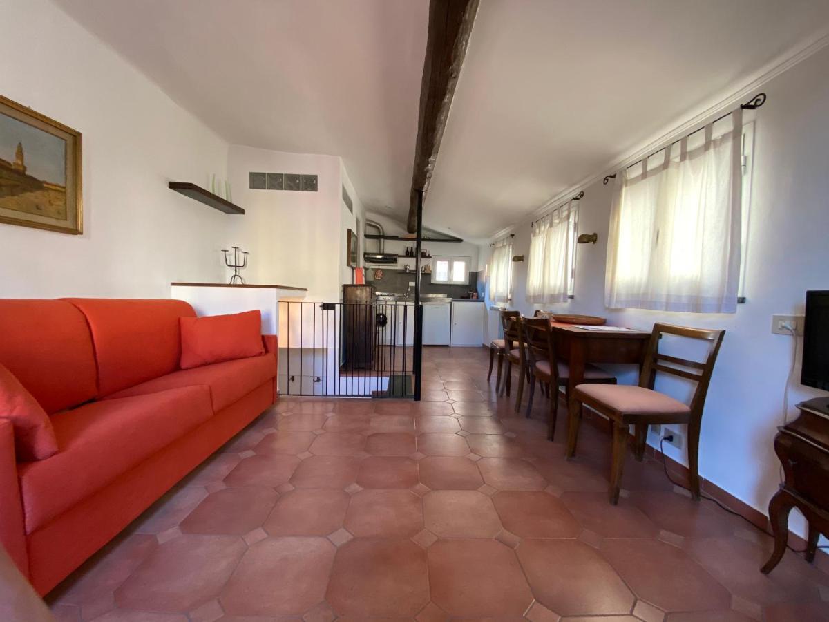 LIGURIA HOLIDAYS - La Mansarda - Housity