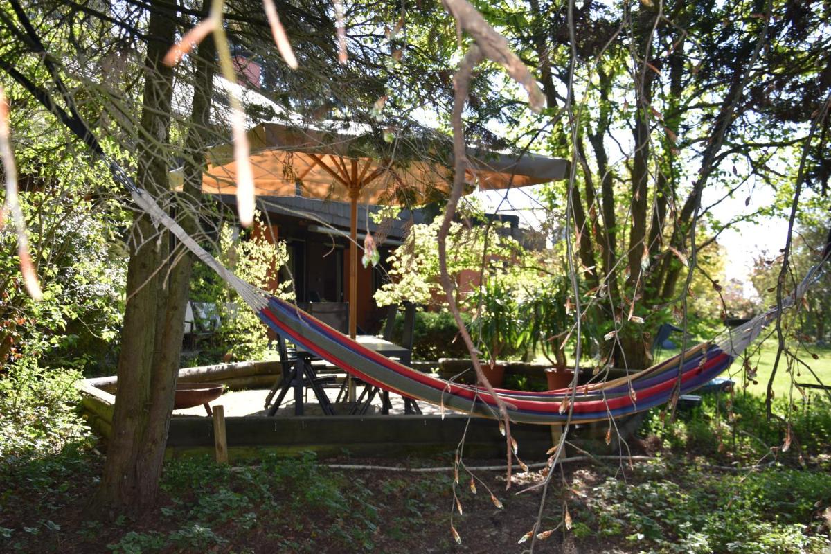 Auszeitoase Freystadt - Park, Billard, Sauna - ideal für Familientreffen und Messe Nürnberg - Housity