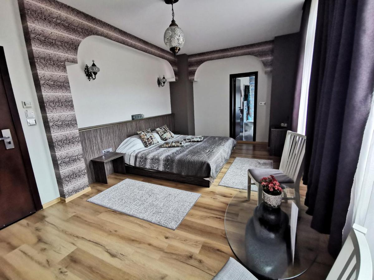 Hotel Africa - Hizvo
