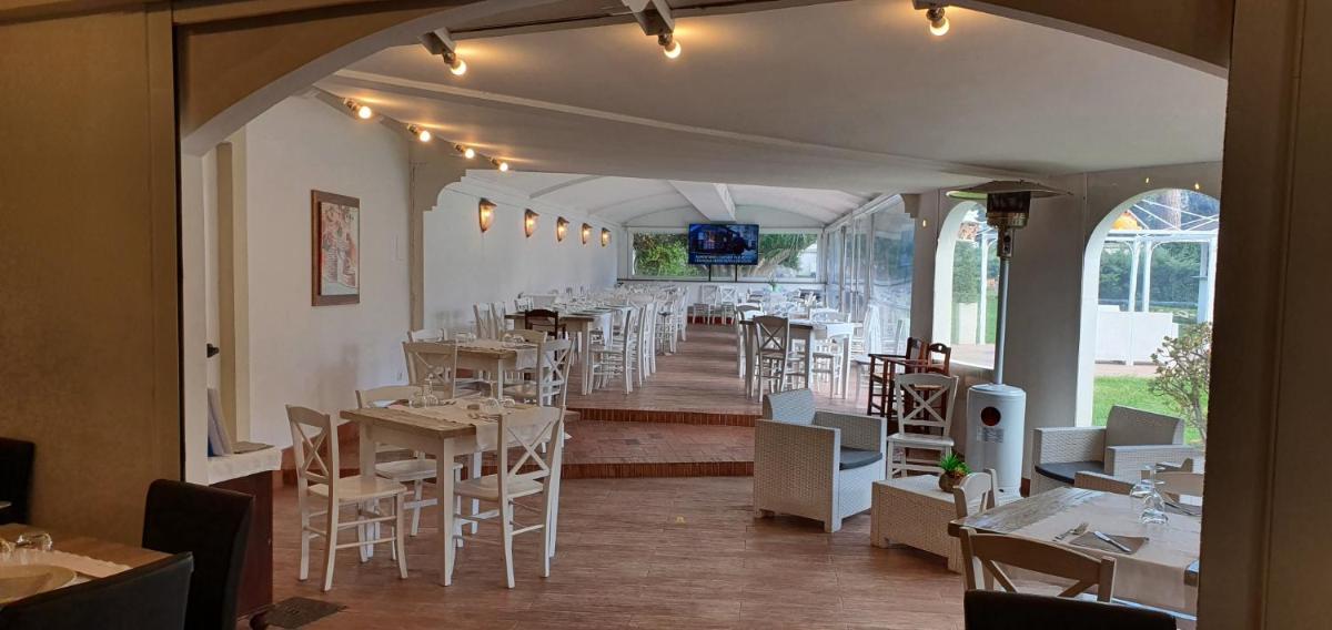 Hotel Mediterraneo - Housity