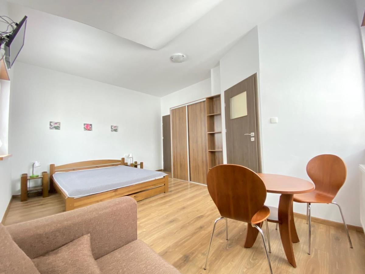 Dom Nad Brennica - Housity