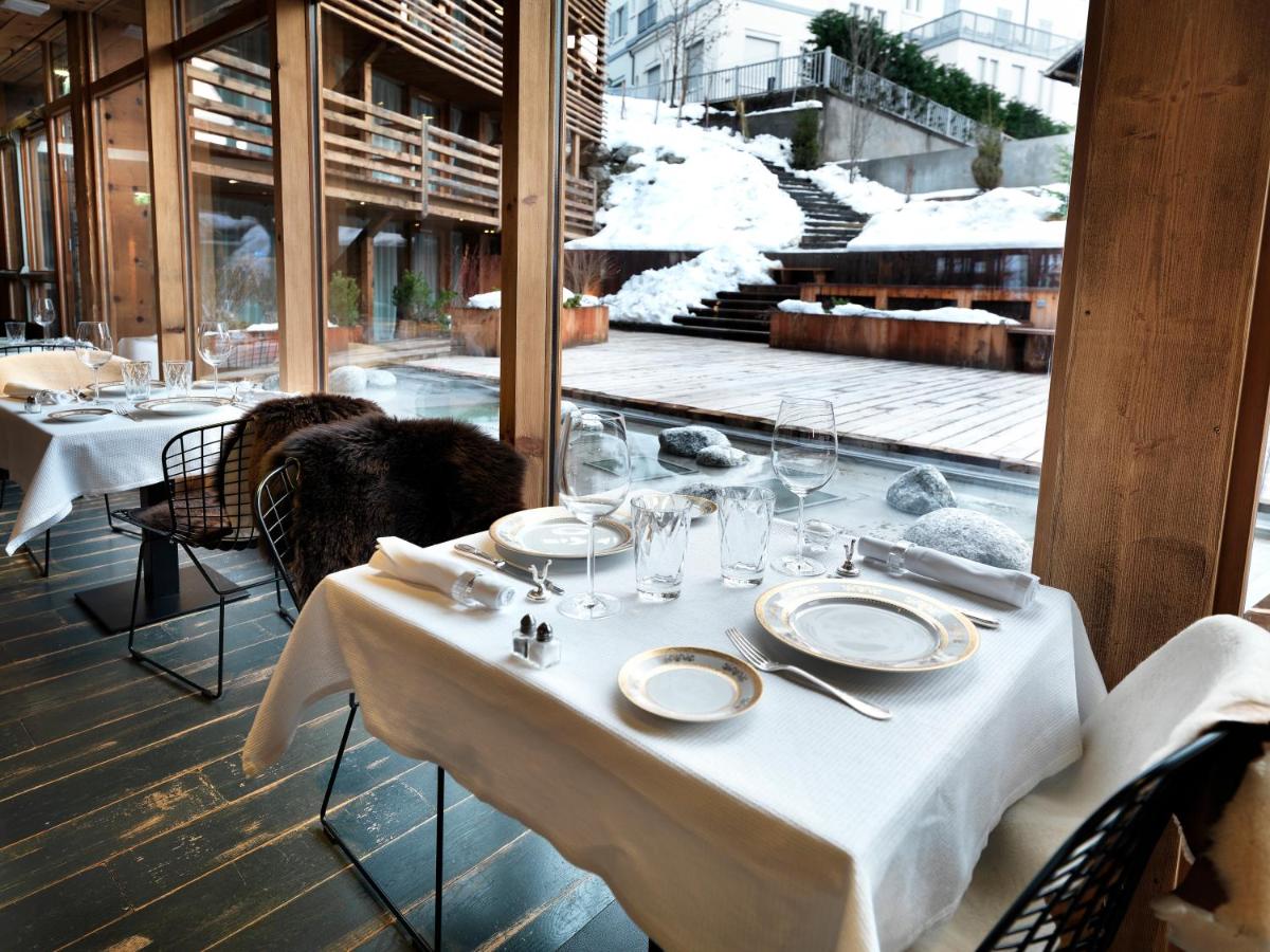 Restaurant ou autre lieu de restauration dans l'établissement M de Megève