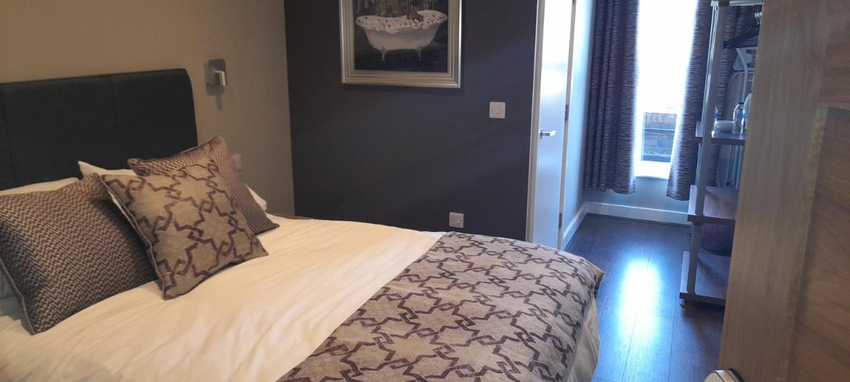 The Vine Hotel - Housity