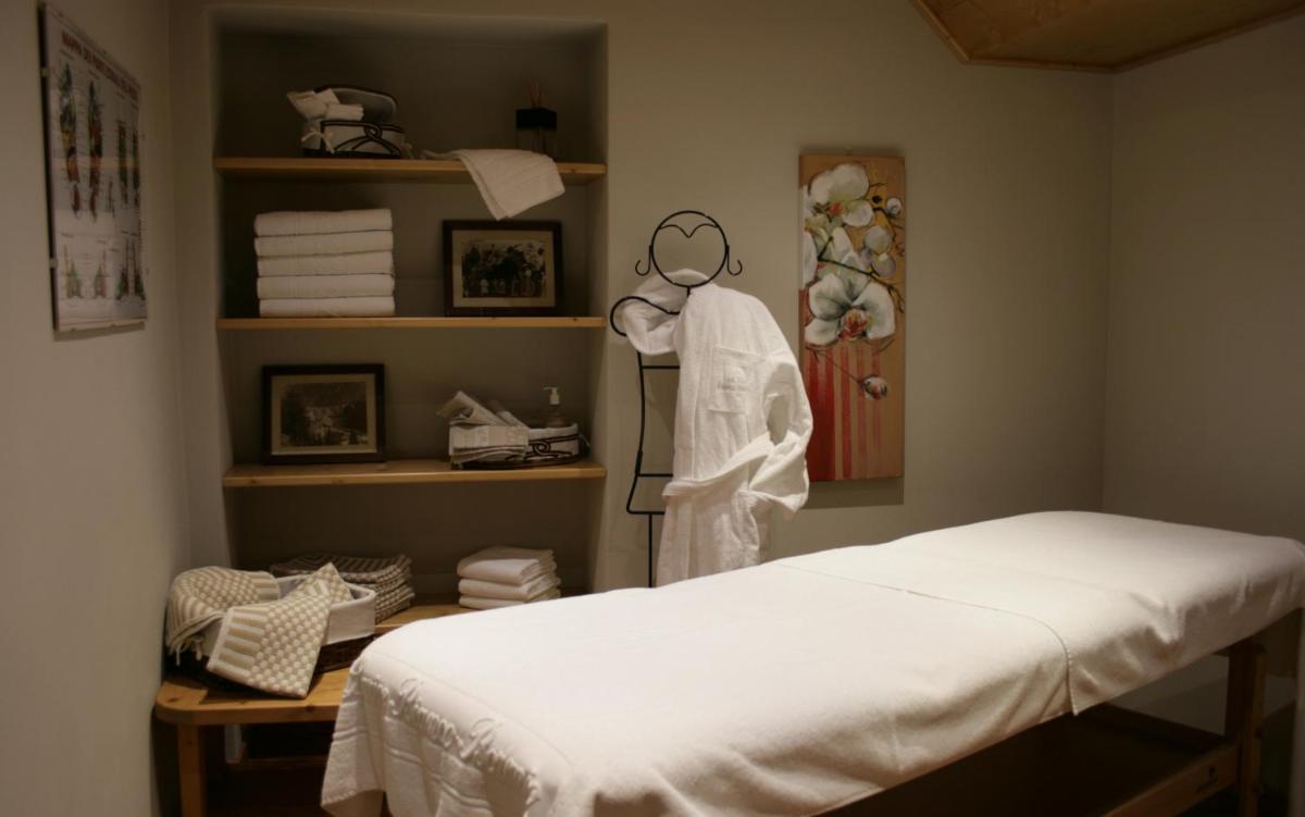 Hotel Larice Bianco - Housity