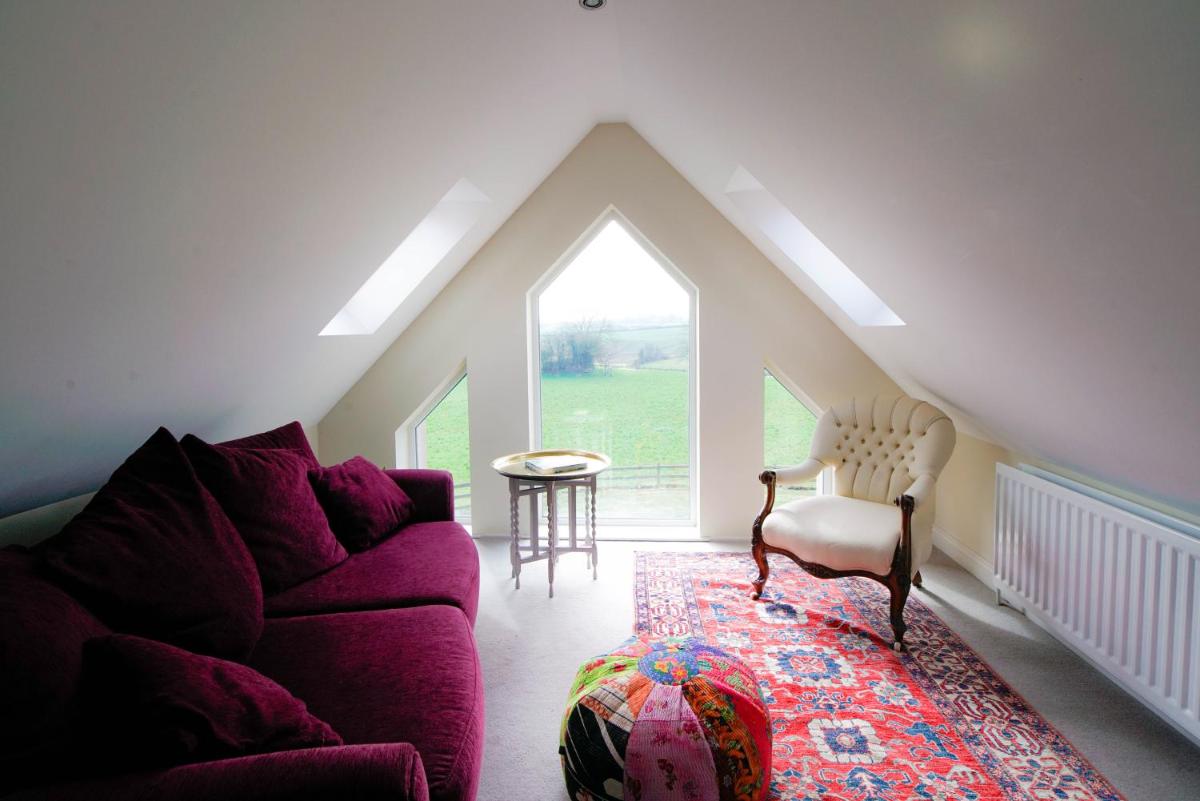 Glenburn Galgorm Bed & Breakfast - Housity
