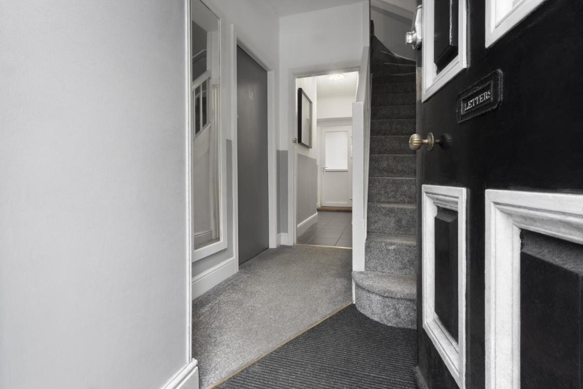 Windermere Guest House - Housity