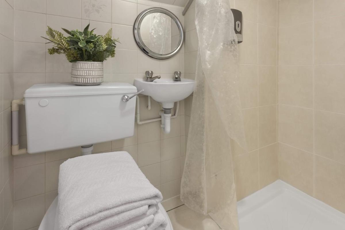 Windermere Guest House - Housity