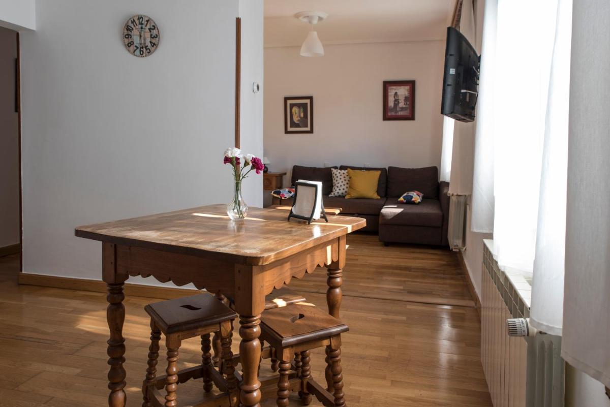 Apartamentos Alegría - Housity