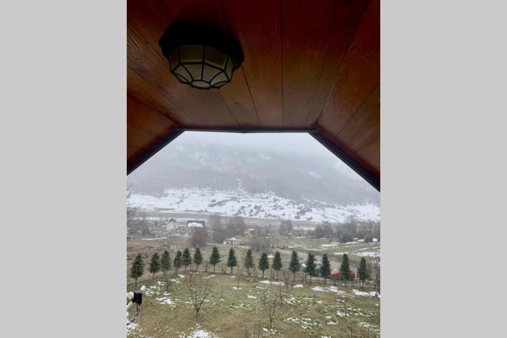 Albanian traditional Villa - Housity