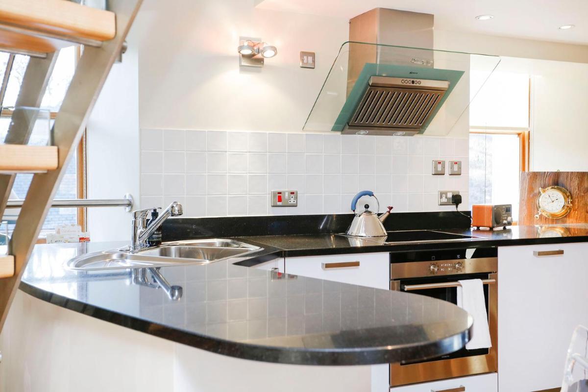 JOIVY Unique Mezzanine Apartment in St Andrews - Housity