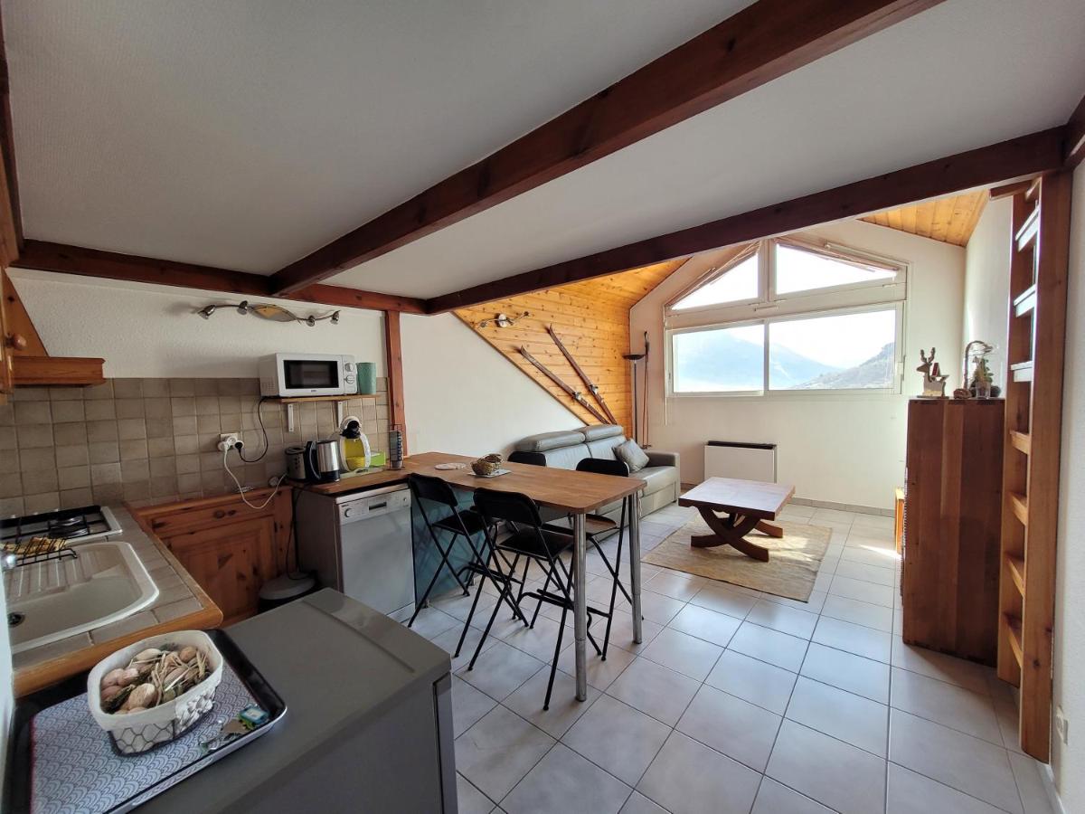 Agréable T3 mezzanine jusqu'à 5 personnes - Housity